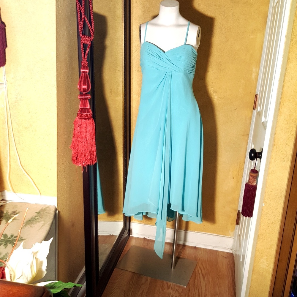 David's Bridal Short Crinkle Chiffon Dress…